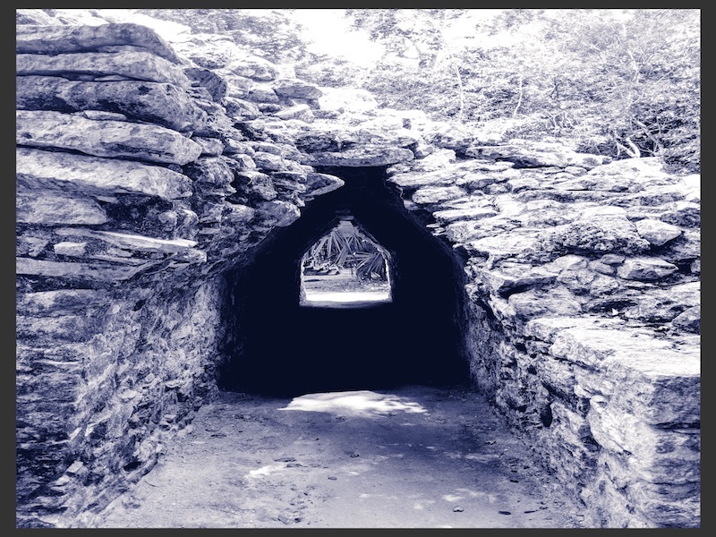 A hole view in ruins